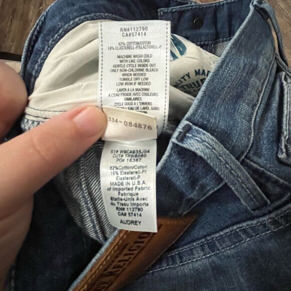 True Religion Audrey Slim Boyfriend Denim Blue Jeans Size 26 Made in the USA - Picture 11 of 13